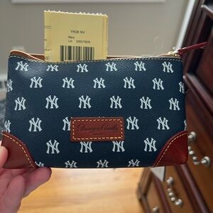 NWT Yankees Dooney and Bourke pouch